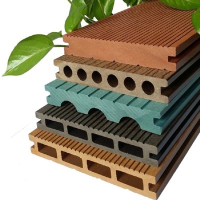3D da adaptação forte da temperatura do Decking da cavidade do modelo WPC Decking composto de madeira de Eco